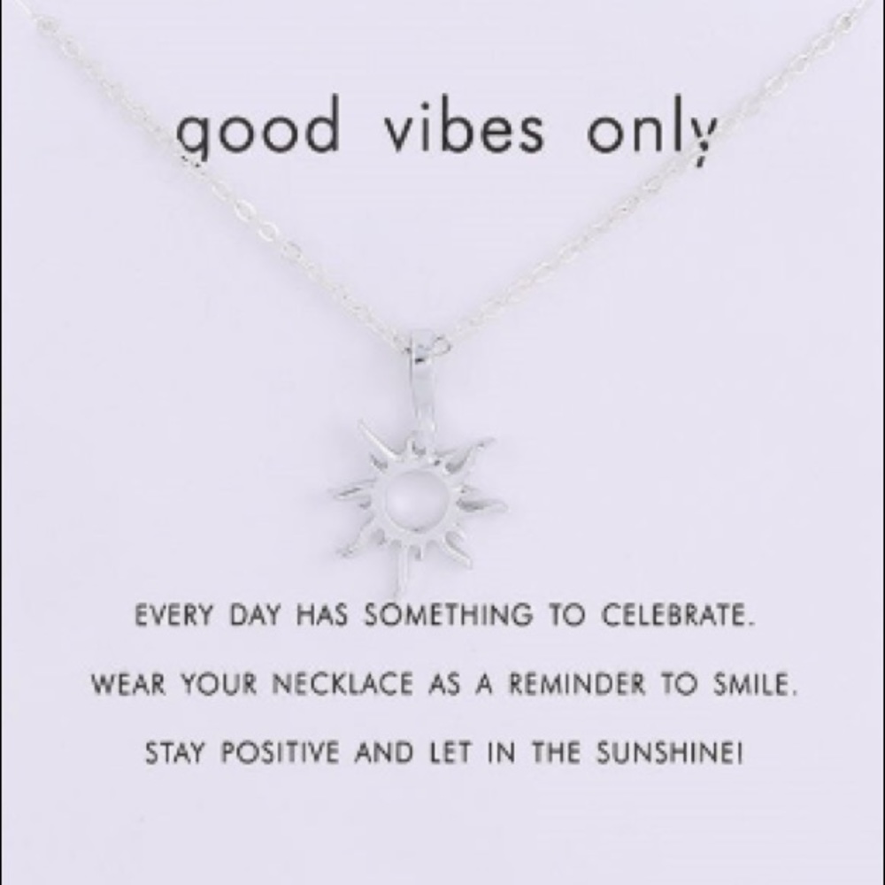 Good Vibes Sun Necklace - Silver